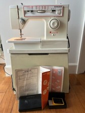 Macchina elettrica da cucire