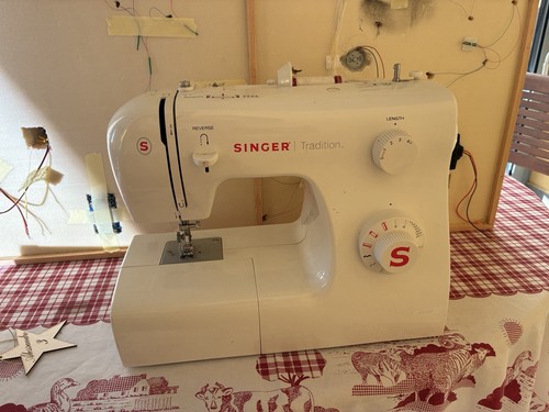 Singer tradition 2282 - singer,